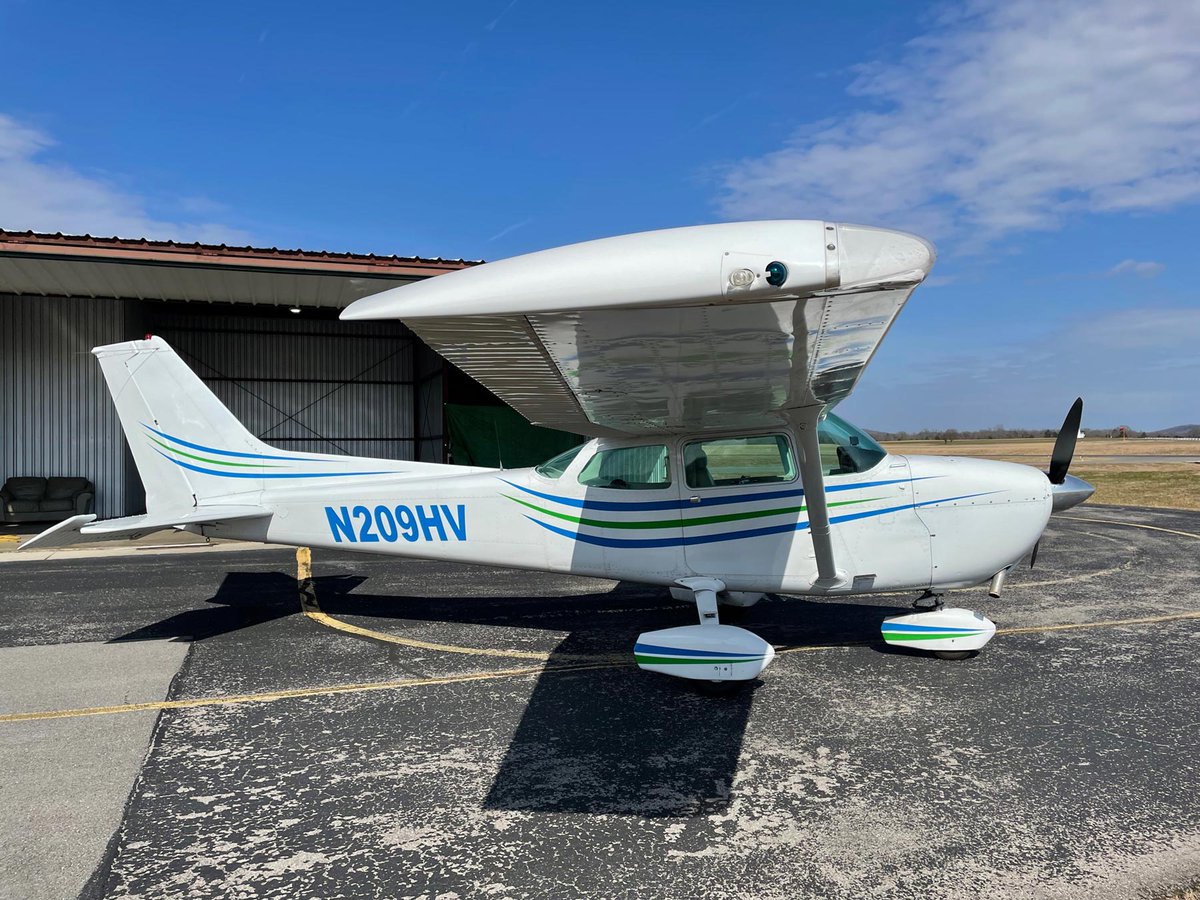 azure_flight's tweet photo. You will spend less time in line for departure and more time in the air when you train in Shelbyville.

If you are interested in learning to fly or just want to know more about what it is all about, give us a call at 615-335-4130!

#aviation #aviationdaily #aviationdreams https://t.co/OWrJOqSoYL