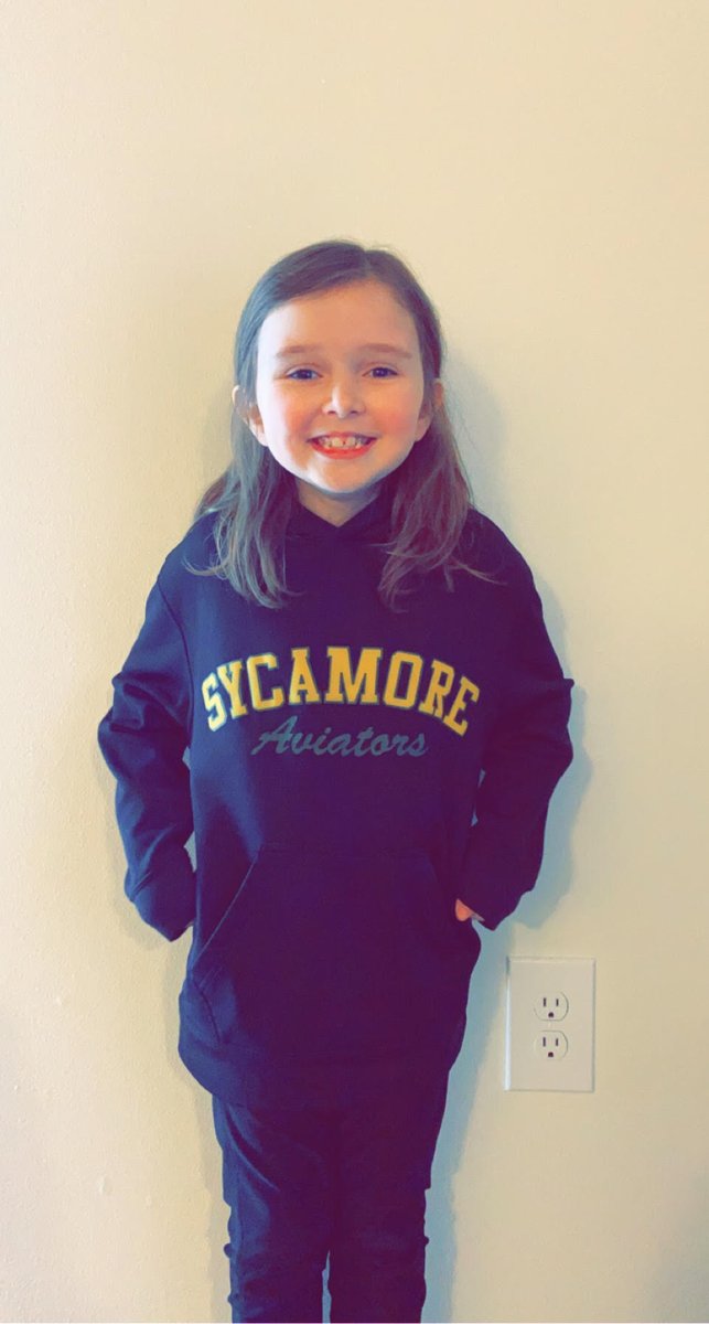 SycamoreSchools's tweet image. Our virtual students have spirit, yes they do! They&apos;ve got spirit, how about you?? #VirtualSpiritWeek #GoAves