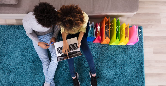 How has the way you shopped changed in a year? Cheesy and sweet treats filled shopping carts of all generations. For more relatable findings from #DataActivation, check out the new consumer report from <a href="/OracleCX/">Oracle Customer Experience</a>: #CPG bit.ly/31JX7d3