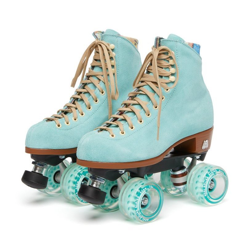 archivedlooks's tweet photo. Lolly roller skates https://t.co/VtFk2B4K2v