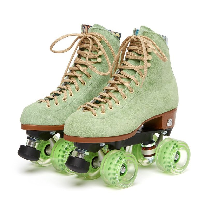 archivedlooks's tweet photo. Lolly roller skates https://t.co/VtFk2B4K2v