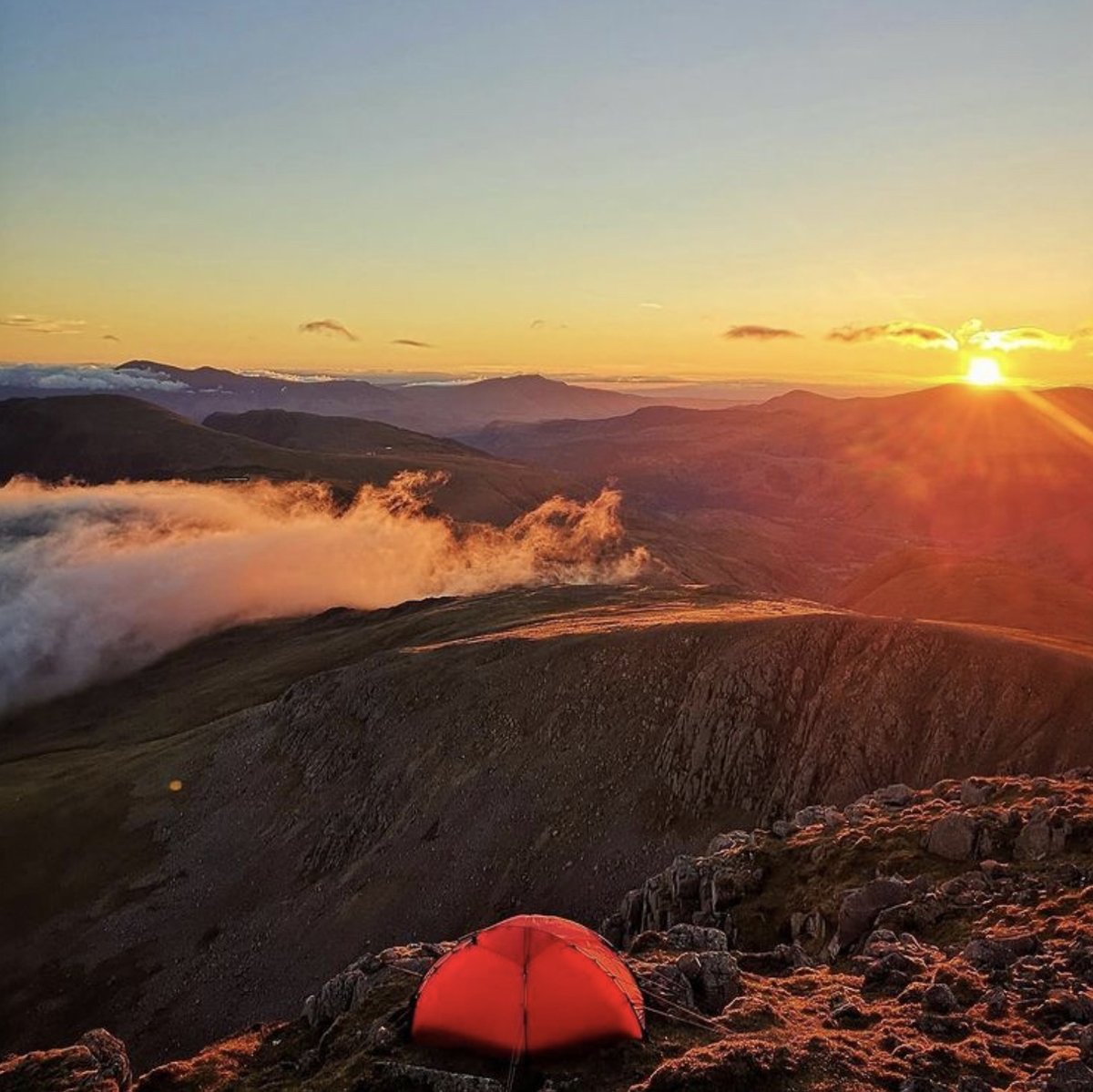 Welcome to the Easter Weekend!

The magic of the outdoors! Who would want to camp here?
Shot from IG/wildcamperzzz #sunrise #wildcamping #exploremore #camping #adventurecamping