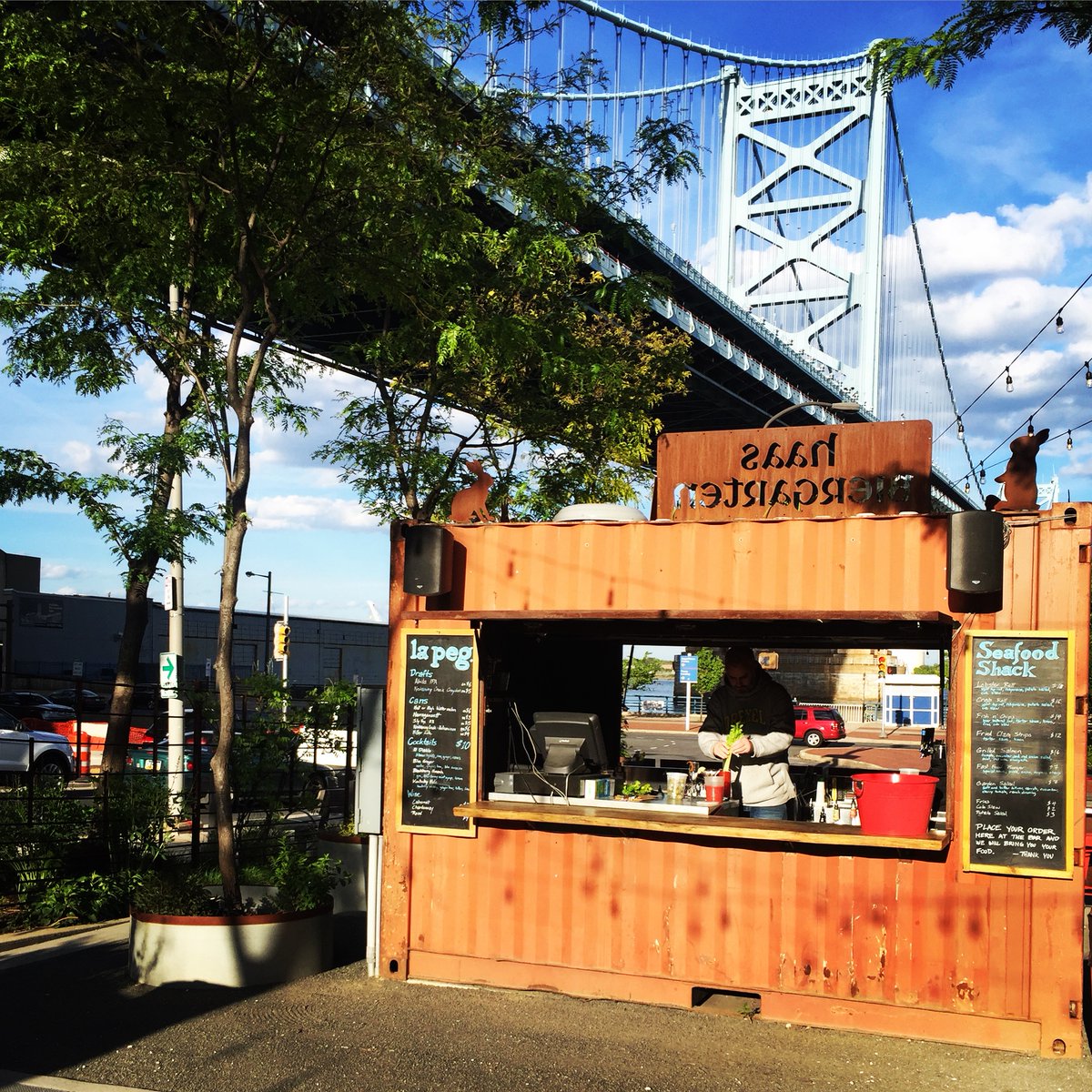 Welcome back, Philly.
We are OPEN for indoor + outdoor dining
Mon-Thu 5PM-10PM
Fri 5PM-11PM
Sat 12PM-11PM
Sun 12PM-9PM

Click below to...
BOOK a Reservation
ORDER Food To Go (or call 215-375-7744)
VIEW Our Menus
profilepr.com/lapegatfringe