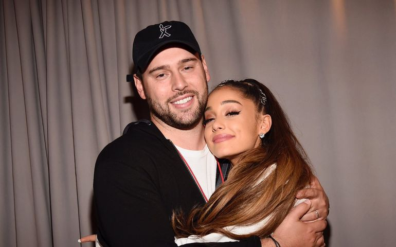 MorningBrew's tweet photo. South Korean entertainment company HYBE, which is the home of the K-Pop juggernaut BTS, is acquiring Scooter Braun's Ithaca Holdings

Included in the deal are Ithaca's management clients Justin Bieber, Ariana Grande, and Demi Lovato

global powerhouse in the making https://t.co/iEAwp4vKex