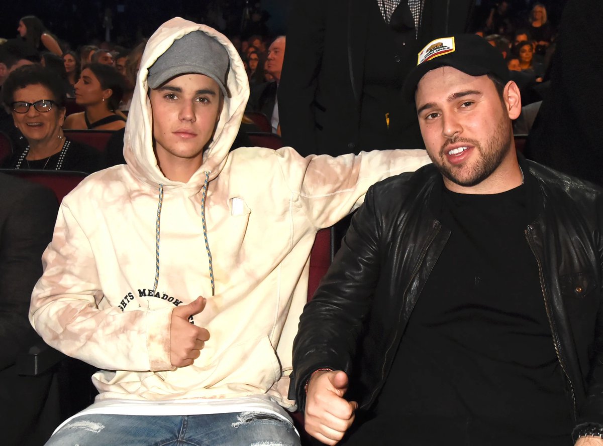 MorningBrew's tweet photo. South Korean entertainment company HYBE, which is the home of the K-Pop juggernaut BTS, is acquiring Scooter Braun's Ithaca Holdings

Included in the deal are Ithaca's management clients Justin Bieber, Ariana Grande, and Demi Lovato

global powerhouse in the making https://t.co/iEAwp4vKex