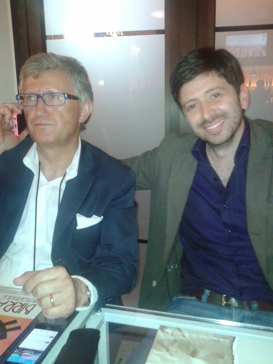Solidarietà a Roberto Speranza. La politica abbassi i toni per una società meno violenta.  #iostoconRoberto