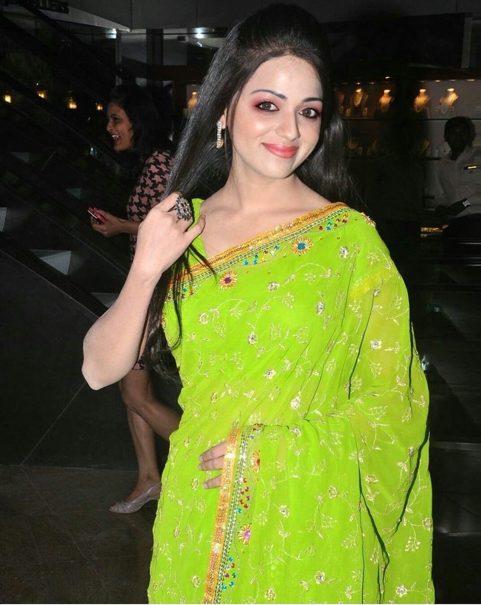 KollywoodCinima's tweet photo. Beautiful Stills of #ReshmaRathore 

@ActressReshma #KollywoodCinima https://t.co/WEJMDctKWh