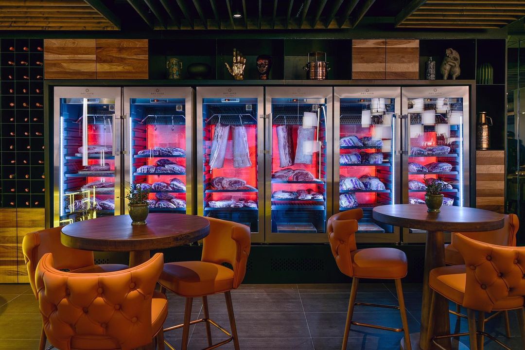 ONE, TWO, THREE,.... SIX IN A ROW 🧨😲
_
Tag your buddy who should have this setup in his man cave! 😂

#dryager #chefstalk #restaurant #dryagingbeef #lovefood #bestmeat #dryagerlove #meat #foodporn #steak #steakhouse
📸: @lift_tirana – Thanks for sharing!