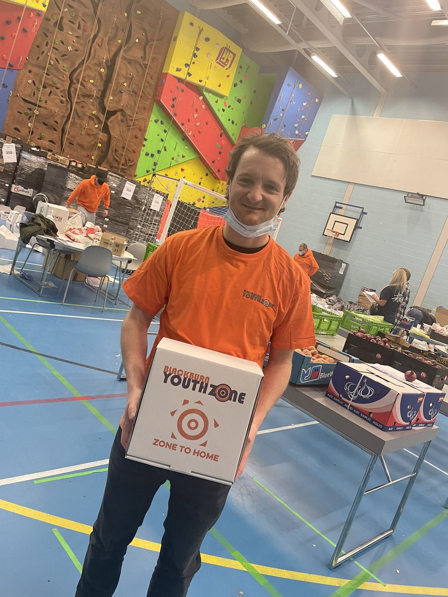 BDYouthZone's tweet photo. A huge thank you to everyone who has this year supported our #ZoneToHome campaign. Zone to Home would not have been possible without the generous donations we have received, our fantastic patrons we have worked alongside and volunteers supporting us! 🧡 #communityspirit #charity https://t.co/EL6ZjXDaFH
