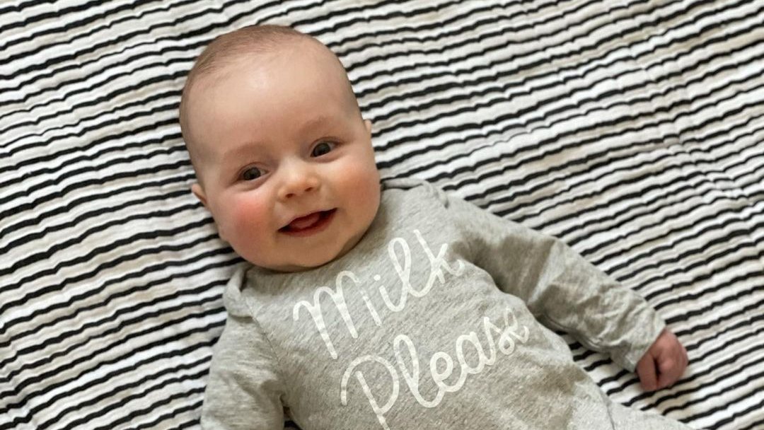 illumefertility's tweet photo. Sharing sweet #smiles from this little guy today! ❤️All our thanks to his mom, Cate for letting us share these photos of her RMA of CT baby Jack - we hope they brighten your day a bit as we go into this weekend! 🌞#RMACT #RMACTbaby https://t.co/64xVWUnx1l