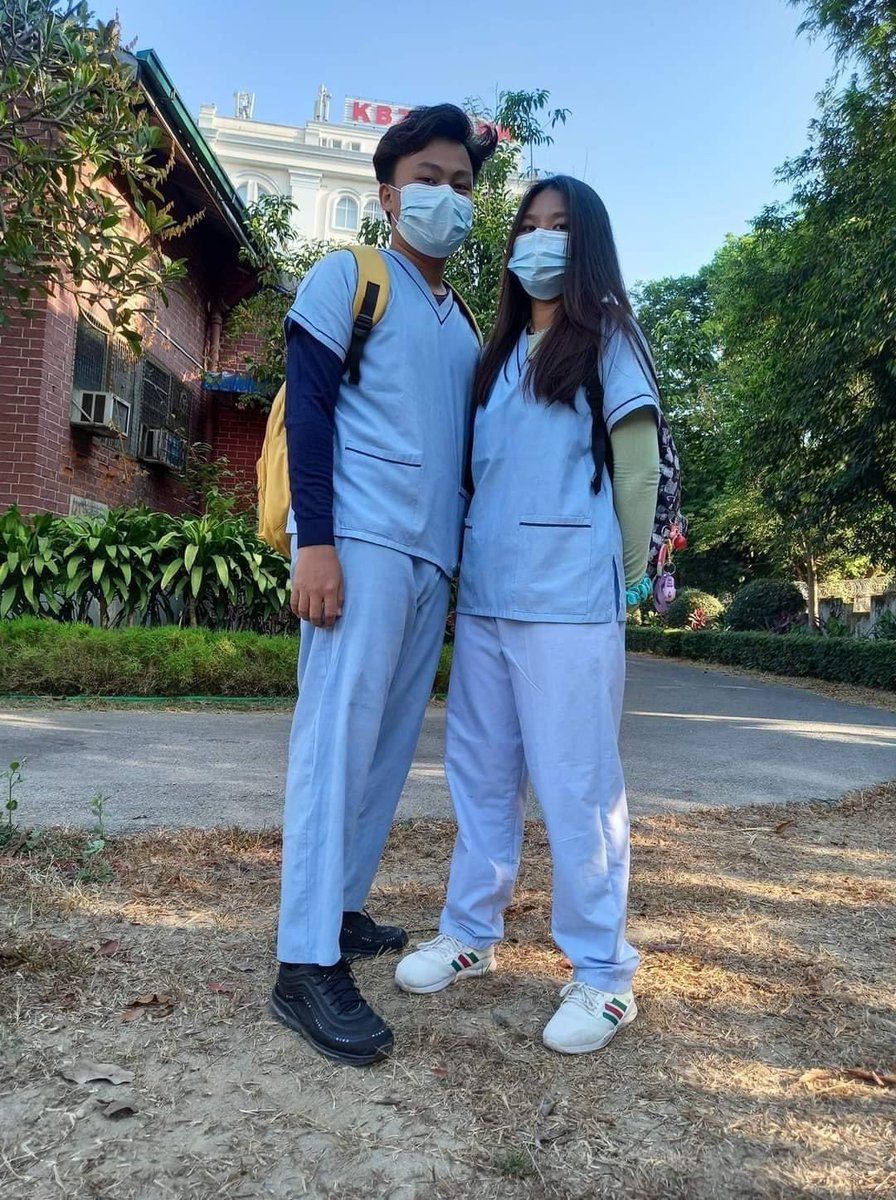 Waiyan699's tweet photo. Two medics were abducted by Military terrorists because they joined #FlowerStrikeMyanmar. Sounds absurd I know, only in #Myanmar they arrest people with no logical reason. #WhatsHappeningInMyanmar #Apr2Coup https://t.co/w2jYXkhQvi