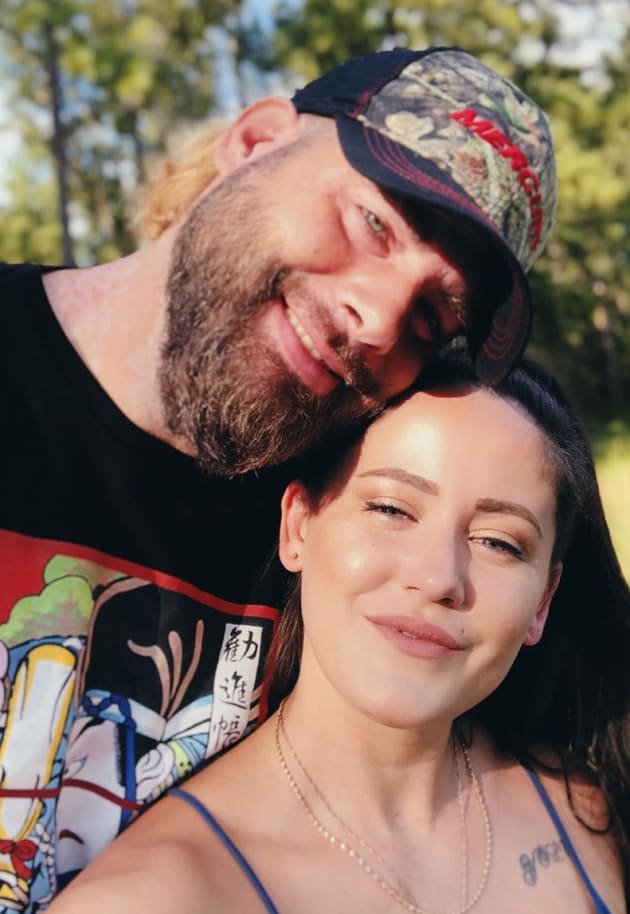 Jenelle Evans: I Got Fired AGAIN! All Because David Killed That Damn Dog! https://t.co/rha08HdjpH https://t.co/NJc8jHQjug