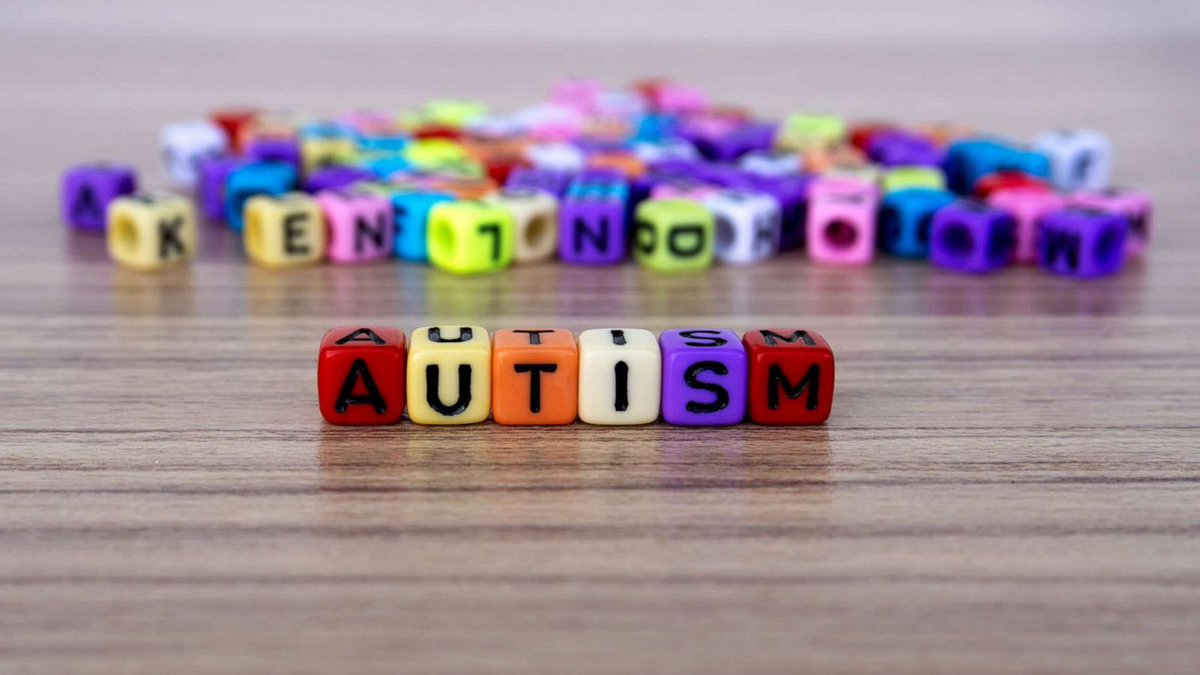 LauraFMcConnell's tweet photo. Thread:
It is #WorldAutismAwarenessWeekDayMonth but Autistic people would rather have #AutismAcceptance  or #AutisticPride 

I often get DMs asking about good books or resources for teachers on Autism, so here are my top 10. https://t.co/PfTzLXbjxA