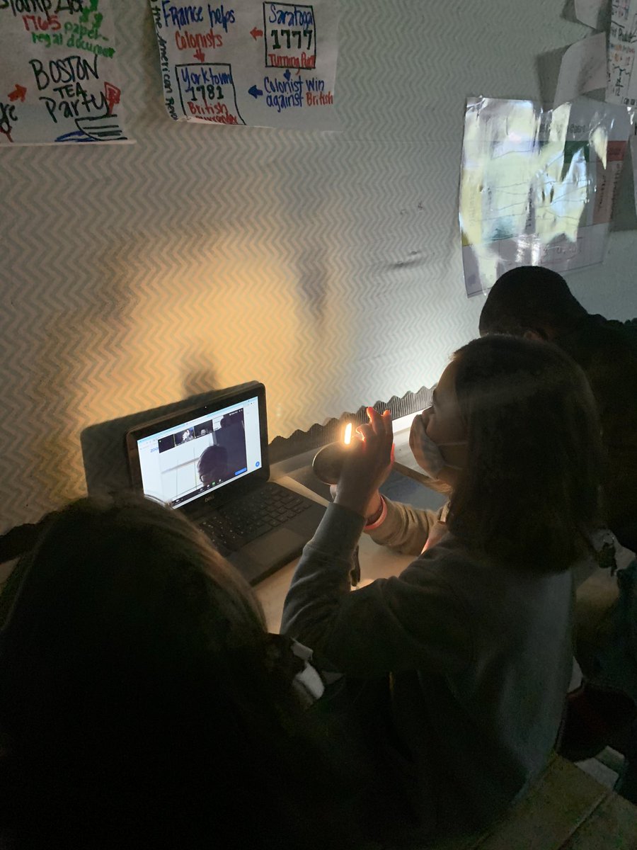 MrsMathTech's tweet photo. Science day success @RPES_Cougars ! Exploring how light interacts with diff. materials 🧐 #iteach4thgrade #hypothesize #explore #communicate @HopeFBarr @RyanEarlJames https://t.co/uoVLrbA4Nv