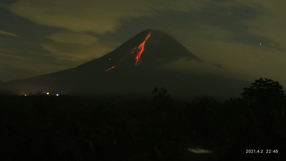 gustoder's tweet photo. 🥃
#merapi https://t.co/73bUeXUFLo