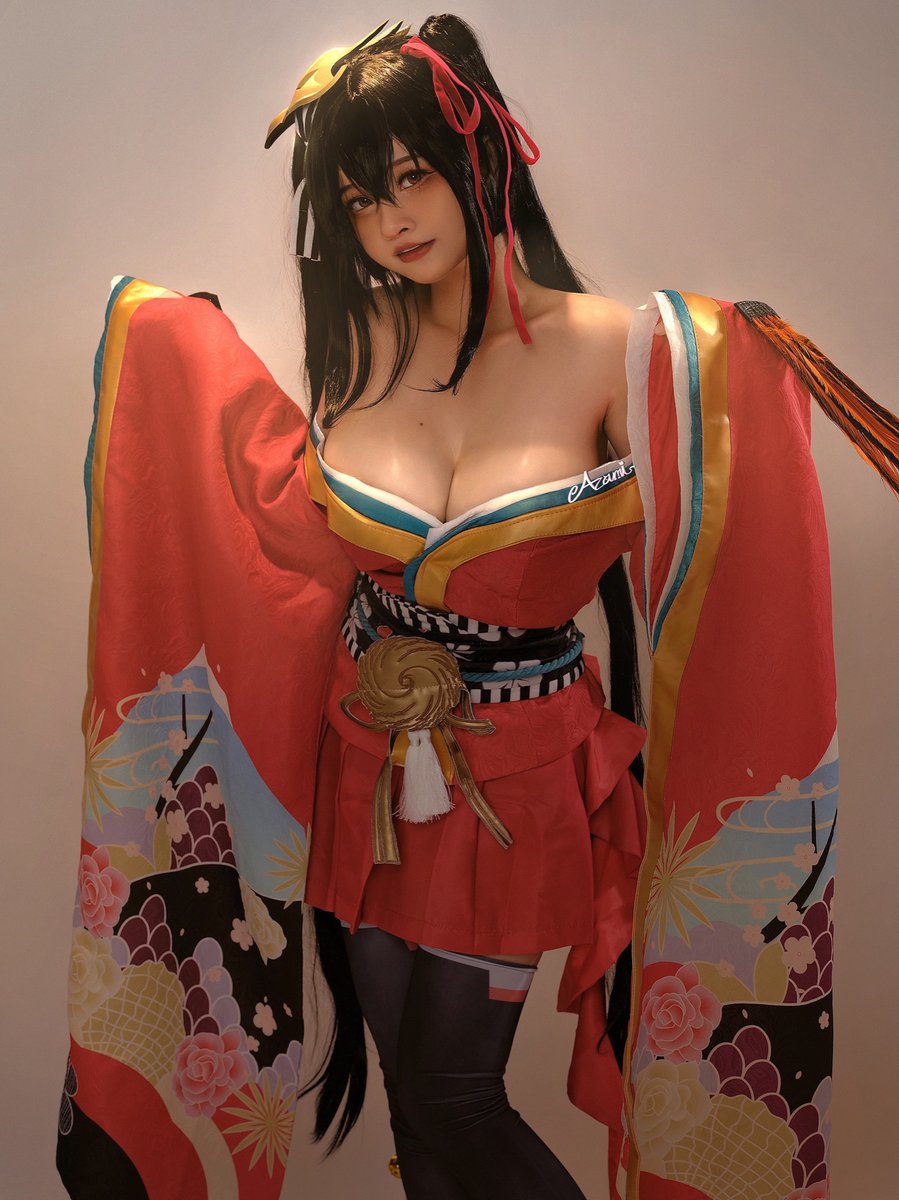 Don’t look at my stat, look at my body (๑◕ㅂ▰) 

#アズールレーン  #大鳳 
#AzurLane #Taihou https://t.co/BVvRrLgUbI
