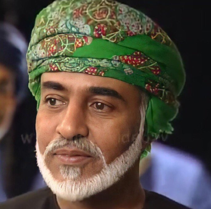 تَفْاصِيلٌ لآ تُمّْل #قابوس_بن_سعيد