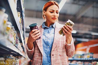MedcorCanada's tweet photo. #WellnessWednesday Sodium is an essential nutrient for our bodies but consuming too much salt can have serious consequences. Increased sodium levels may cause you to retain water, leading to puffiness, bloating, and weight gain.
Read here - https://t.co/kJ9Z3mCT0V
#Salt #Sodium https://t.co/CjxYdoRljj