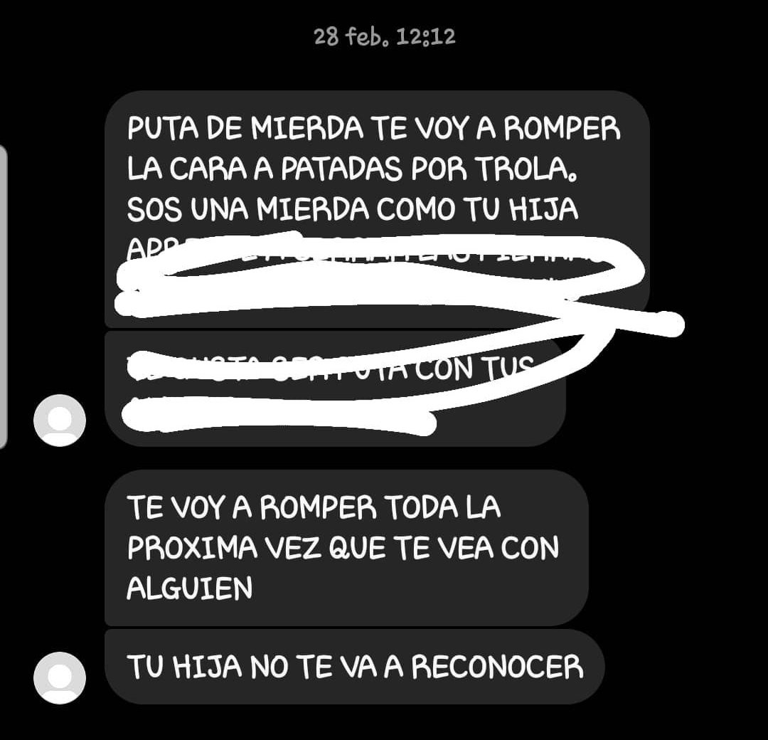 BaiBaiBeibi's tweet photo. [SALTA]

Este es Mauricio Clara. Mi amiga no sabe ya qué hacer con él porque no respeta las perimetrales. Tuvieron que ponerle rejas en el trabajo para que no la lastime. Compra chips, le manda wpps, y lo bloquean. También se hace cuentas de ig con el nombre de ella.

Difundir. https://t.co/HC70N0cM2Q