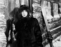 ADIRONDACKFILM's tweet photo. Did you know Lake Placid has played a part in the early movie history? #WednesdayVignettes https://t.co/DITKxyZ07Y