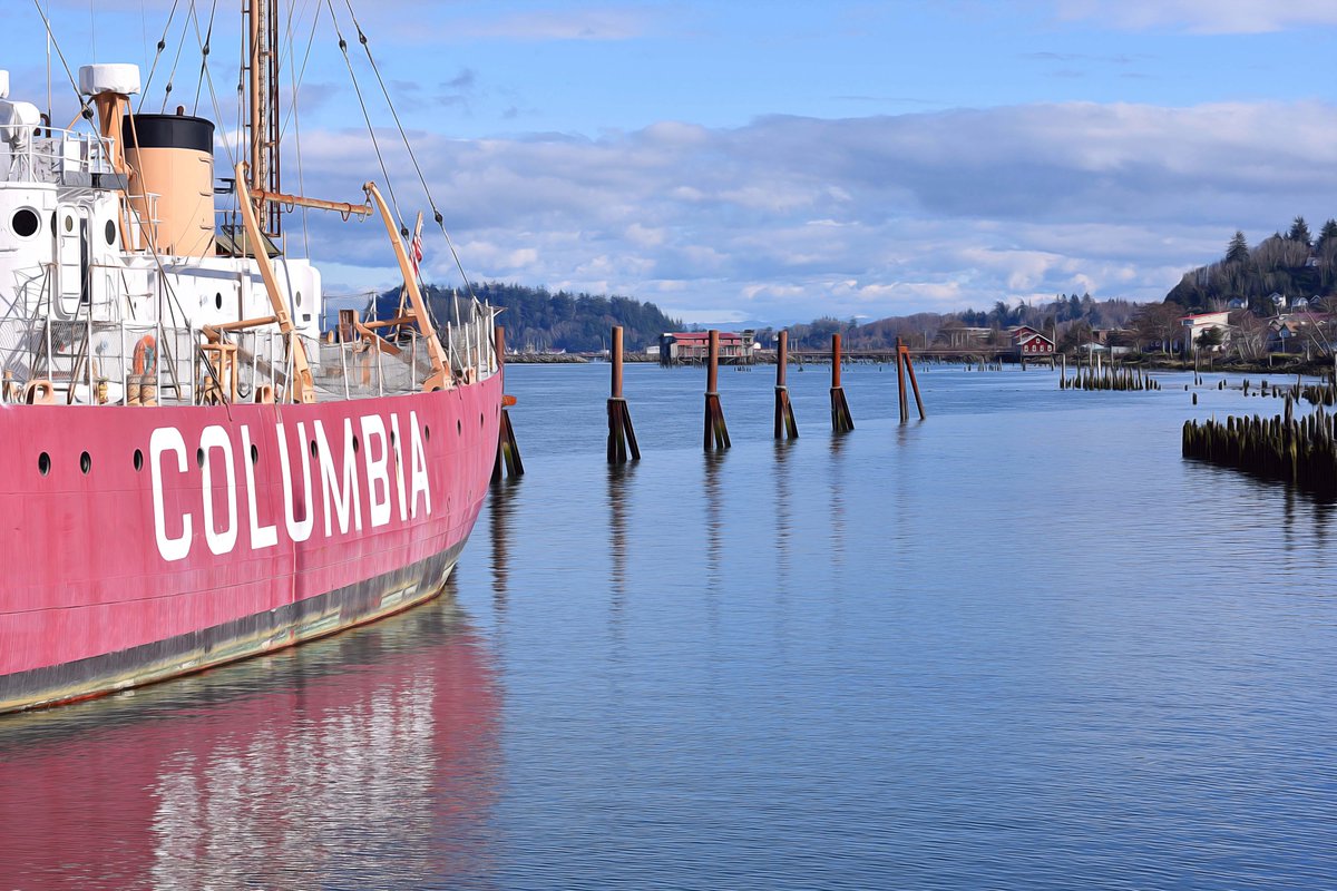 Bright, sun-shiny day in Astoria. #roadtrip
