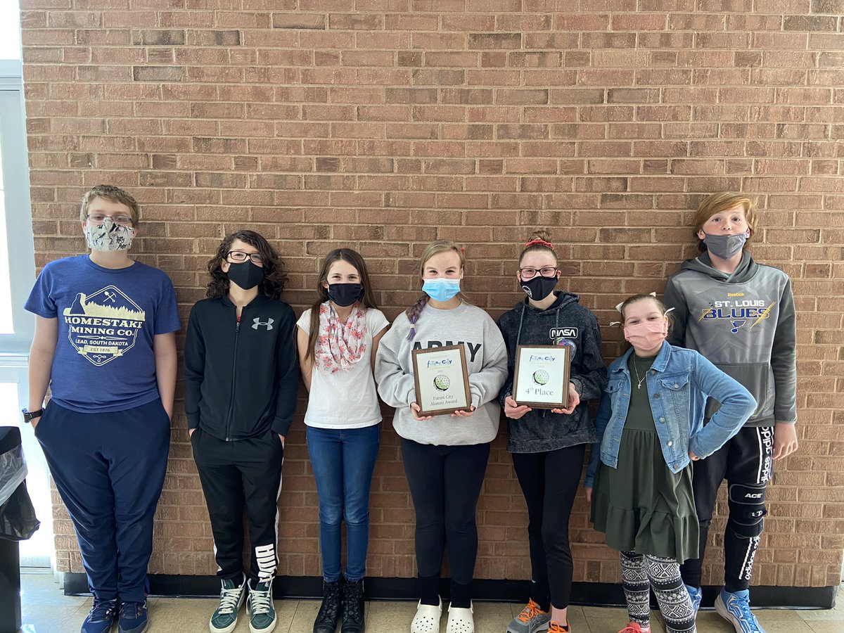 STMSActivities's tweet photo. Congratulations to our middle school CATS students and @Gifted_CATS for receiving some awards at the Future City competition. @SennThomasMS https://t.co/2a3G5G0VET