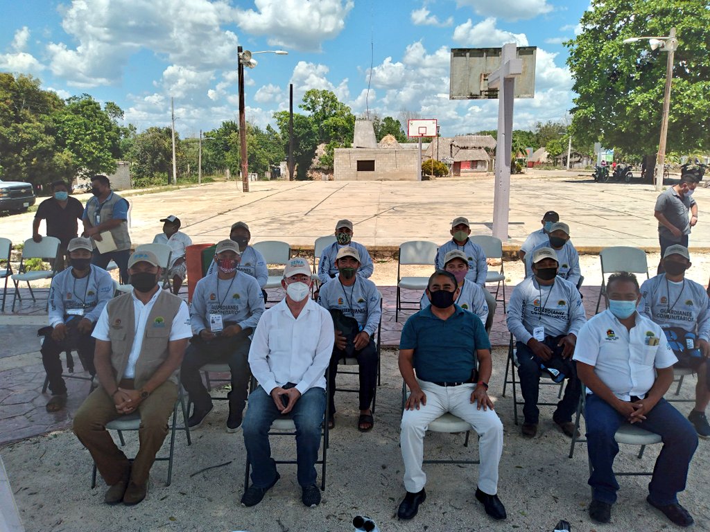 PPAQROO's tweet photo. #Entérate #Kantemo ya tiene #GuardianesComunitarios para la protección ambiental! @semaqroo @ibanqroo #PPA 🍃 entra al link! https://t.co/Y093298QdX https://t.co/LGGQIdAHUw