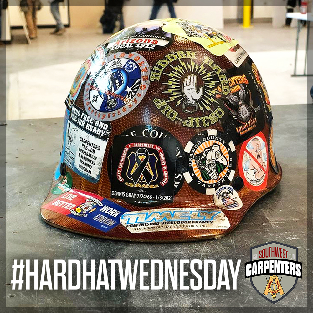 WSCarpenters's tweet photo. What story does your #HardHat tell?
πΈ: Victor Sandoval
#SWCarpenters #UnionCarpenters #HardHatWednesday #Local714 #Local909 #UnionStrong #Brotherhood #EssentialWorkers #SouthwestCarpenters https://t.co/qWYsJnGqPQ