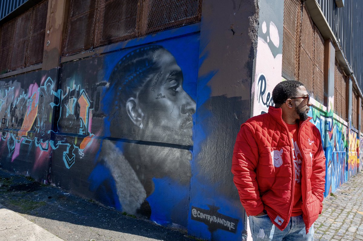 JahanNostra's tweet photo. Rest In Power #NipseyHussle 🙏🏾 The Marathon Continues 🏁 #RIPNipsey 🎨: Contrabandre 📸: Andrew Binger https://t.co/59KNE1ocf1