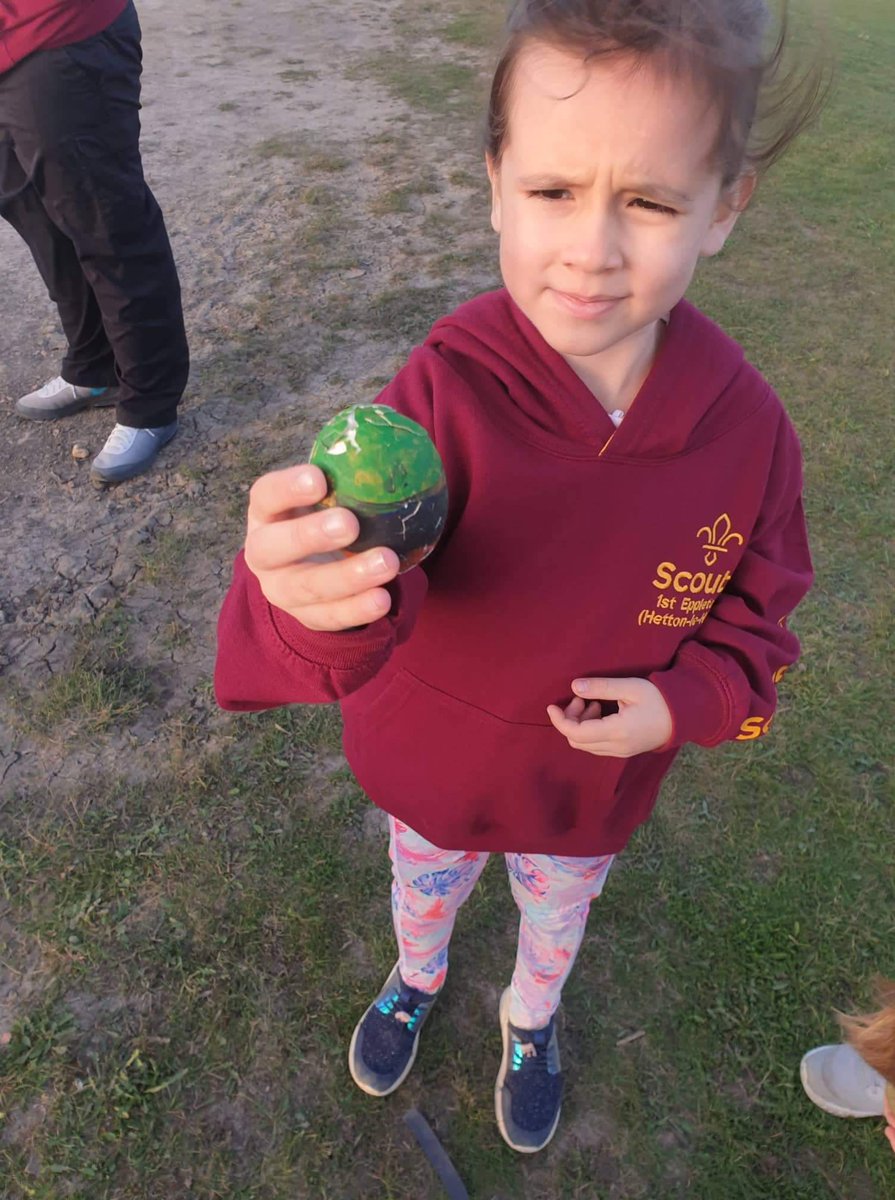Eppleton1st's tweet photo. Our Beavers raced to the top of Herrington Park Hill for there Easter Egg roll and Egg hut #beavers  #Easter2021 https://t.co/dWzWnEL2FV