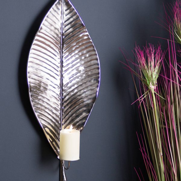 lussoro's tweet photo. Silver Leaf Candle Holder Decorative Wall Hanging

https://t.co/hPdcLg3fig

#walldecor #homedecor #wallart #interiordesign #art #handmade #decor #walldecoration #interior #hiasanrumah #wallpaper #design #decoration #artwork #pajangandinding #vintage #shabbychic #wallhanging https://t.co/5yEO79ko3q