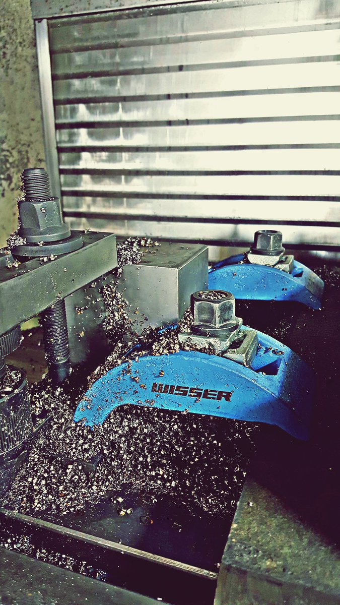 Kademeli Desteksiz Bağlama Pabuç
Mold Clamps 
#wisser #kalıpbağlama #plastikenjeksiyon #plasticinjection #moldclamp #pres