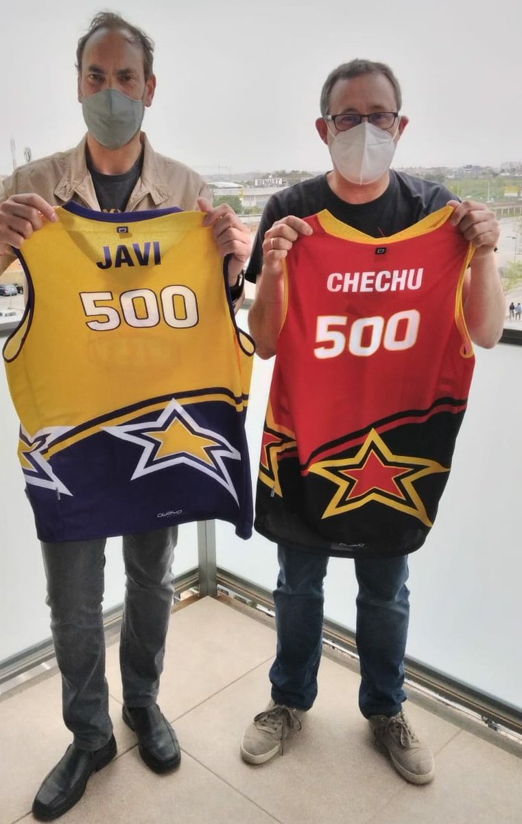 astrochechu's tweet photo. Ni oro, ni tierras.
500 programas, seguro que más de 500 amigos.
#Emotion.
@Racion_de_NBA_J
@SatrusteguiNBA
Muchísimas gracias a todos https://t.co/DFHlybLHYT