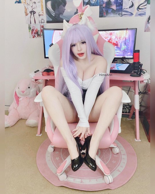 Belle delphine naked sexy christmas post from patreon