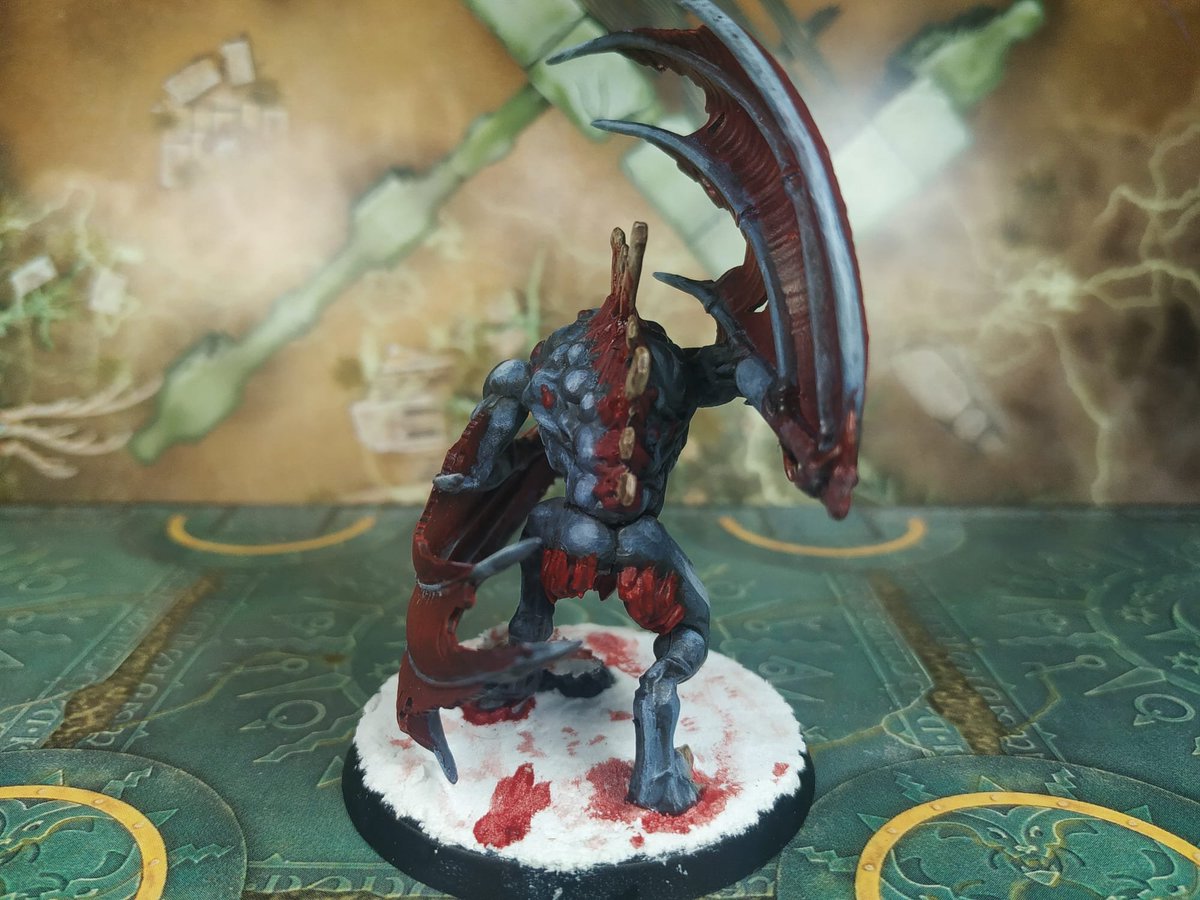 Mr_Vorov's tweet photo. ¡Por la Dama! Tenía ganas de terminar a este Crypt Flayer para el #darkzo y sin darme cuenta también sirve para #1año12azul. Estoy muy contento con como han salido la piel y las alas 

#WarhammerCommunity #ageofsigmar #warhammer https://t.co/MBuftjLwIW