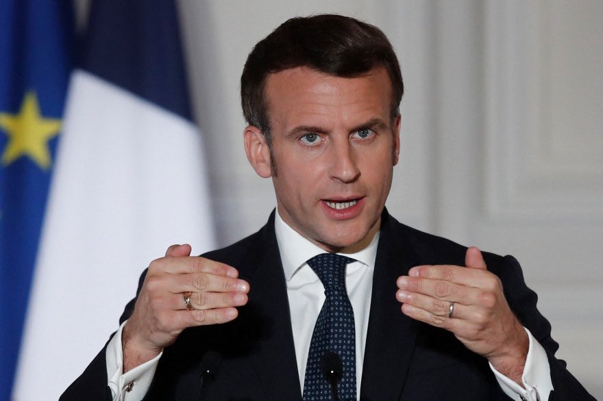 FianesoJ's tweet photo. InchAllah y’a confinement #confinement3 #Macron20h #Macron20h #confinementSaison3 #confinement https://t.co/0NYkpJ00Ju