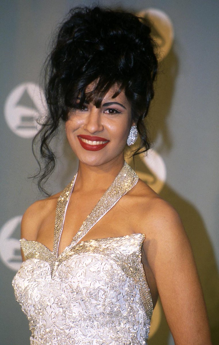 KimberlyReithe1's tweet image. 26 years today without selena 😢🕊️
I love you and miss you so much girl. You will always be my favorite singer 💜💜💜.
