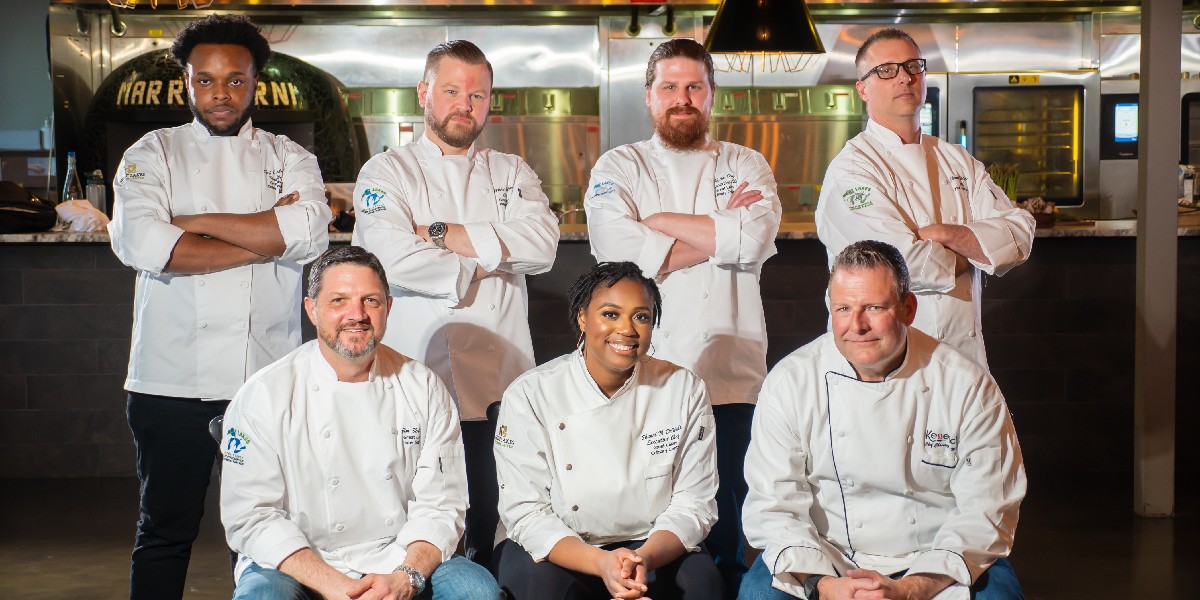 WestFoodservice's tweet photo. Just one of the amazing teams we have in the Great Lakes family of companies that truly sets us apart. Our Chef Team has experience from just about every size kitchen-  real world experience for our customers.
 #whygreatlakes #yourvisionisourmission #chefteam https://t.co/sW89cEjAqC