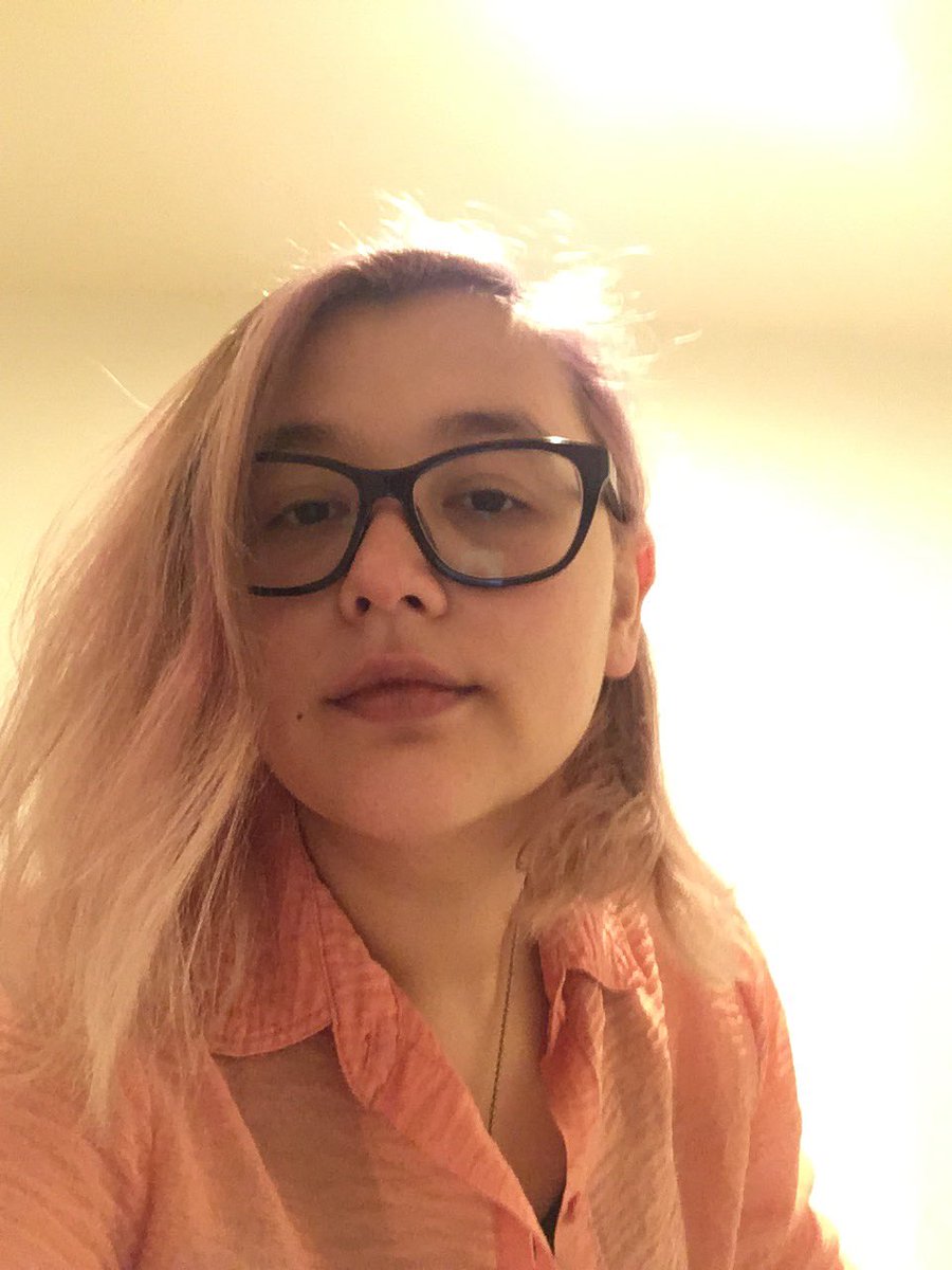 julia tweet media