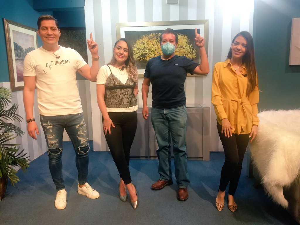 enriquevazquezc's tweet photo. Hoy con nuestros amigos del Programa #GIROS, compartimos información sobre el Financiamiento de la #Innovación y de #HumanidadResiliente. Gracias #DamiánOrdóñez #KarlaNassar #SussyMorán Por una Sociedad con #Igualdad #DrEnriqueAlbertoVázquezConstantino #CIESEM #ServirConAmor https://t.co/C9EH2NLcgL