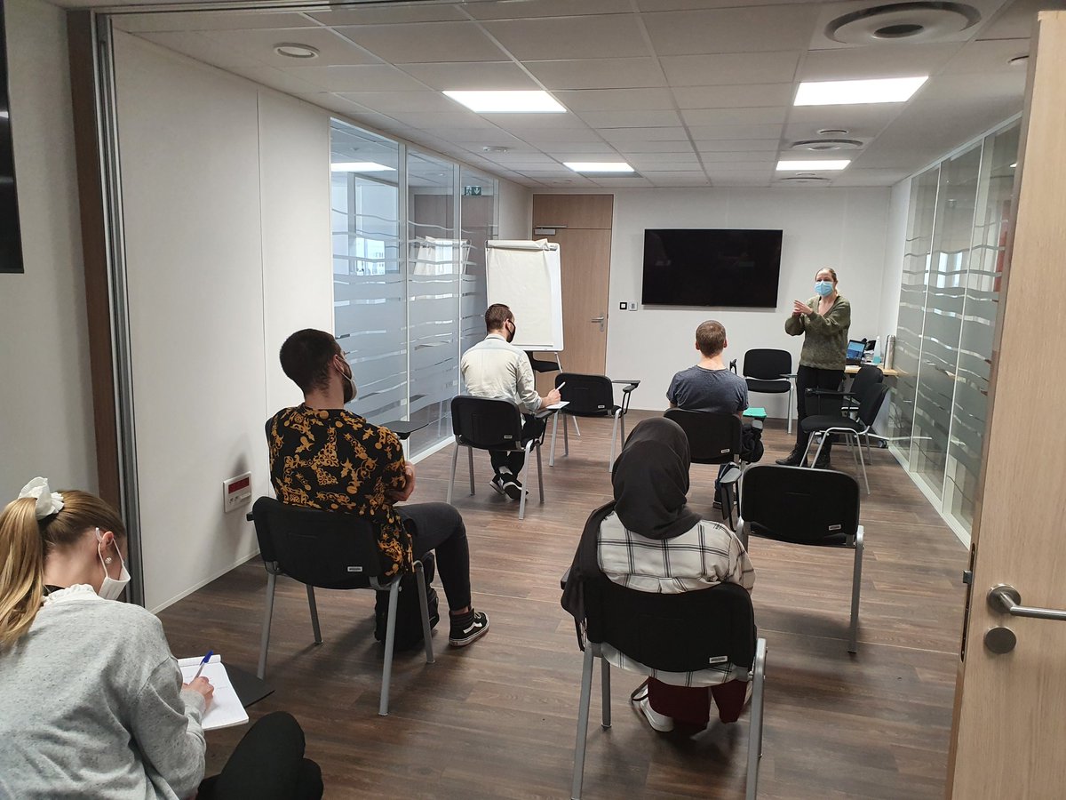 #TousMobilises #jeunes #recrutement Contrat d'un an en Parcours Emploi Compétences avec le BAFA à la 🔑! Poste d'Animateur Périscolaire pour l'Association CAP. 
"L'avenir d'un pays, d'un continent, dépend de ses jeunes" 
#1jeune1solution <a href="/SylvieMaeseele/">Sylvie Maeseele</a> <a href="/DoleRudy/">Rudy Dole</a>