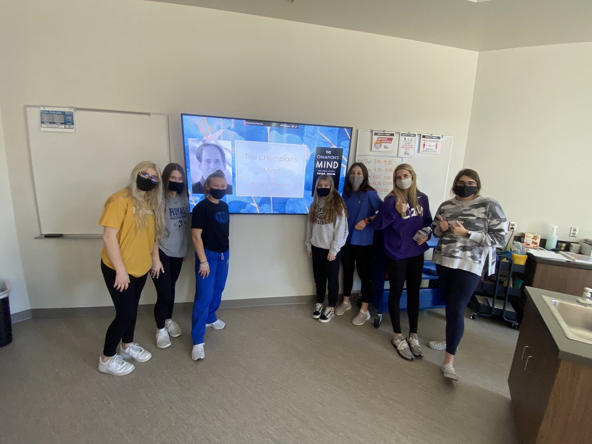 TheOWLSfamily's tweet photo. OWLS students presenting their leadership lessons today. Bright students 😎 https://t.co/D4xFGGoXSG