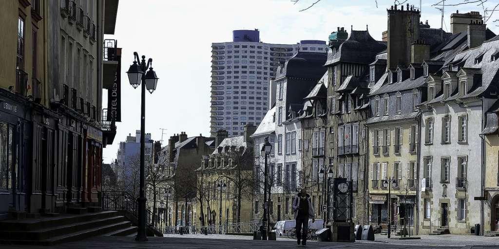 🔴 ALERTE INFO - Le confinement étendu à tout le territoire jusqu’au 2 mai, les écoles fermées pour 3 semaines, annonce Emmanuel Macron nouvelobs.com/confinement/20…