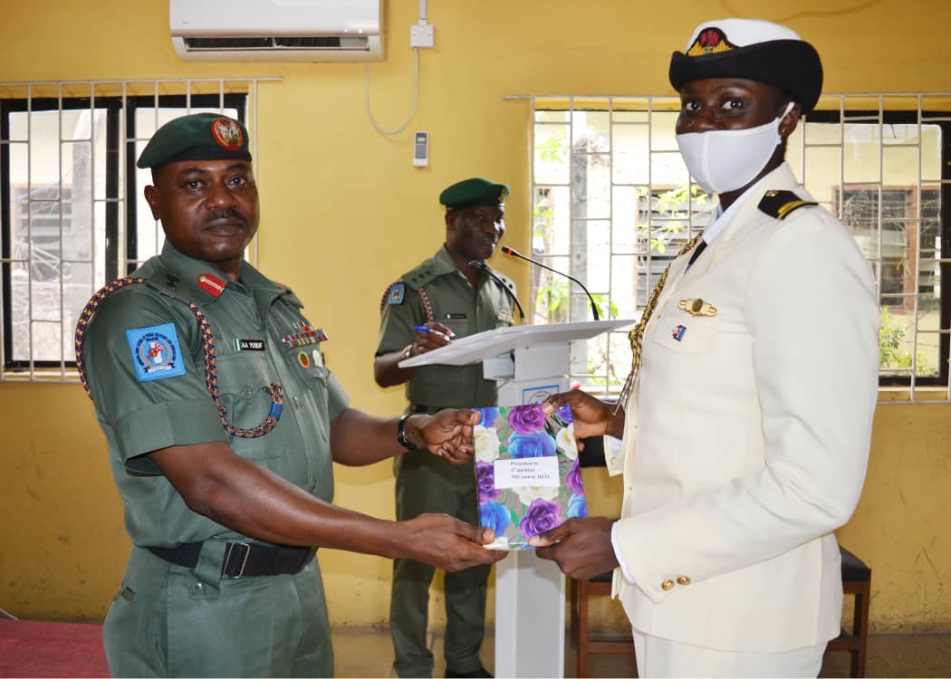 Tabitha07184945's tweet photo. The Nigerian Army School Of Public Relations and Information today, 31st March 2021, graduated its First Quarter courses for 2021 comprising; Young Officers Course (YOC), X2 News Reporting Course, and A3 Photography Course at the NASPRI auditorium, Bonny Camp, VI, Lagos. https://t.co/hK2odI36PX