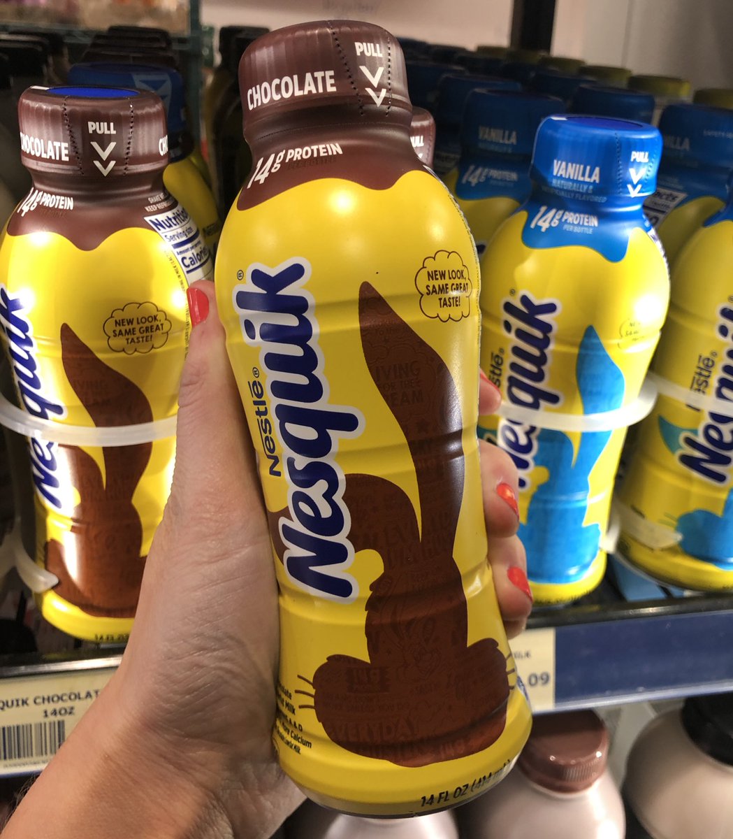 hourlymbin's tweet photo. @moonbinthinker FRRR... u want sum nesquik with that bread ? ๑·̑◡･̑๑ https://t.co/v22YqnkfYo