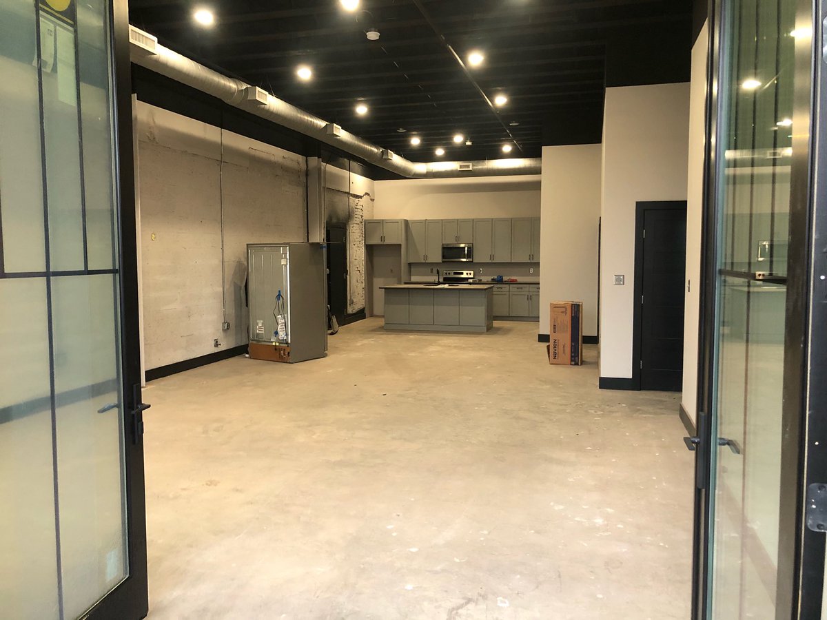 chipmillican's tweet photo. I think @JasonIsbell should stay in this new downtown loft for #rhythmandroots https://t.co/WbZJUo1UF8