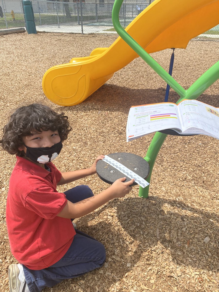 MsLoBosco's tweet photo. It was a beautiful day to practice our measuring skills outside! 🌞@GGEseagulls https://t.co/CeiU8DnyAP