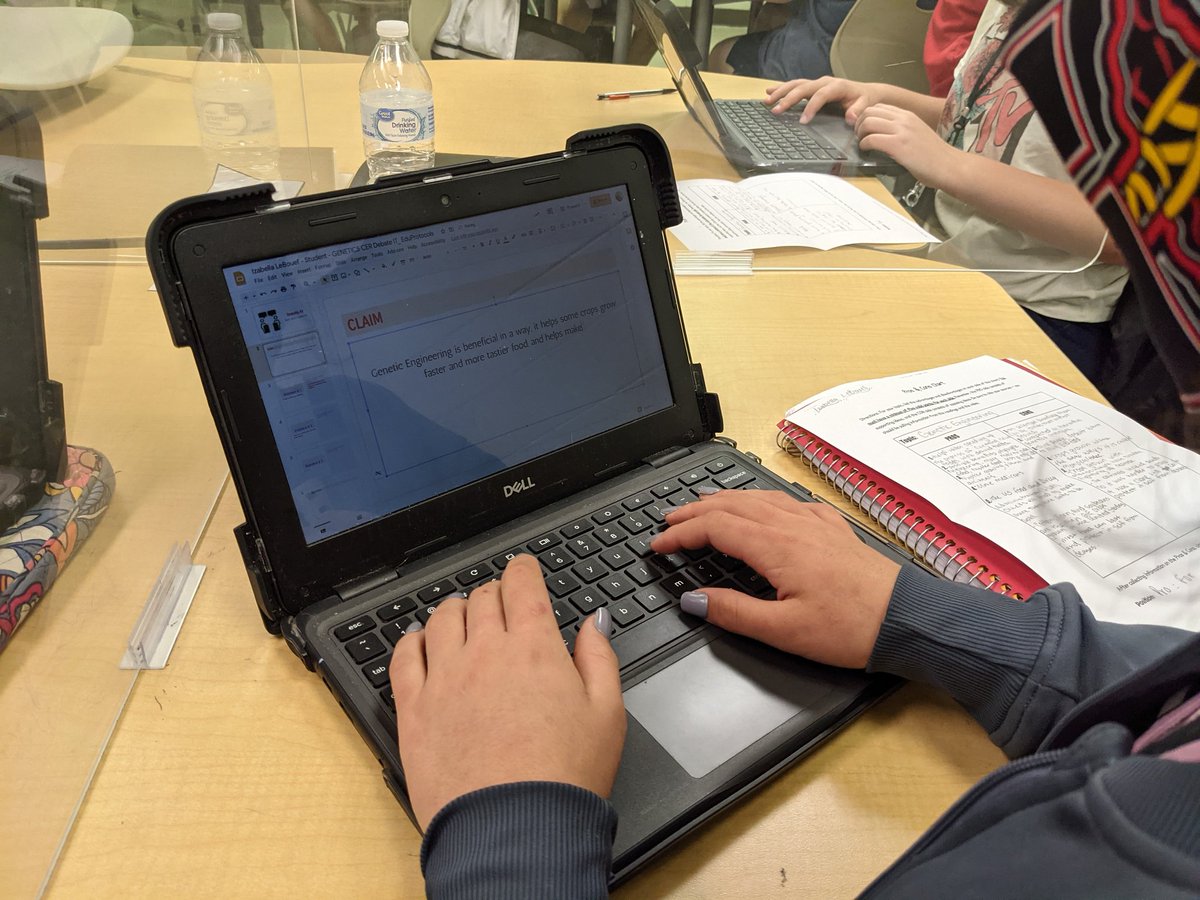 edtech_ology's tweet photo. S's in Ms. Hamilton's science classes are engaged in a #EDUProtocols "Debate It" to make their cases for or against Genetic Modification or Cloning.
#GoogleEC #DLPcoaching #Lex1Science @GMSWarriors https://t.co/Xi9EOlQraB