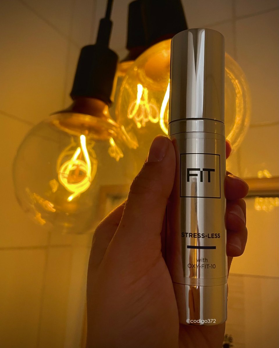 💙“More care, stress-less”💙
Cuida tu mente, tu cuerpo, y tu piel.
#fit #codigo372 #stresless #selfcare