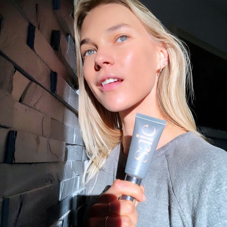 B_Maren's tweet photo. #cbd skincare, #amazon addict, flawless #skin tint &amp; more! - https://t.co/r3fUDPpP4g

@thelordjones @karenwazen @amazon #lordjones #bodylotion saiebeauty #sliptint #skincare #makeup #nontoxic #cleanbeauty #spf #beauty #amazonaddict #karenwazen #sunglasses #cateye #lustlist #shop https://t.co/oorSNXeetc